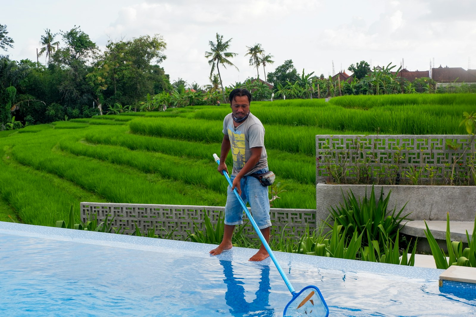 Weekly Service — Anchor Bay Pool Service